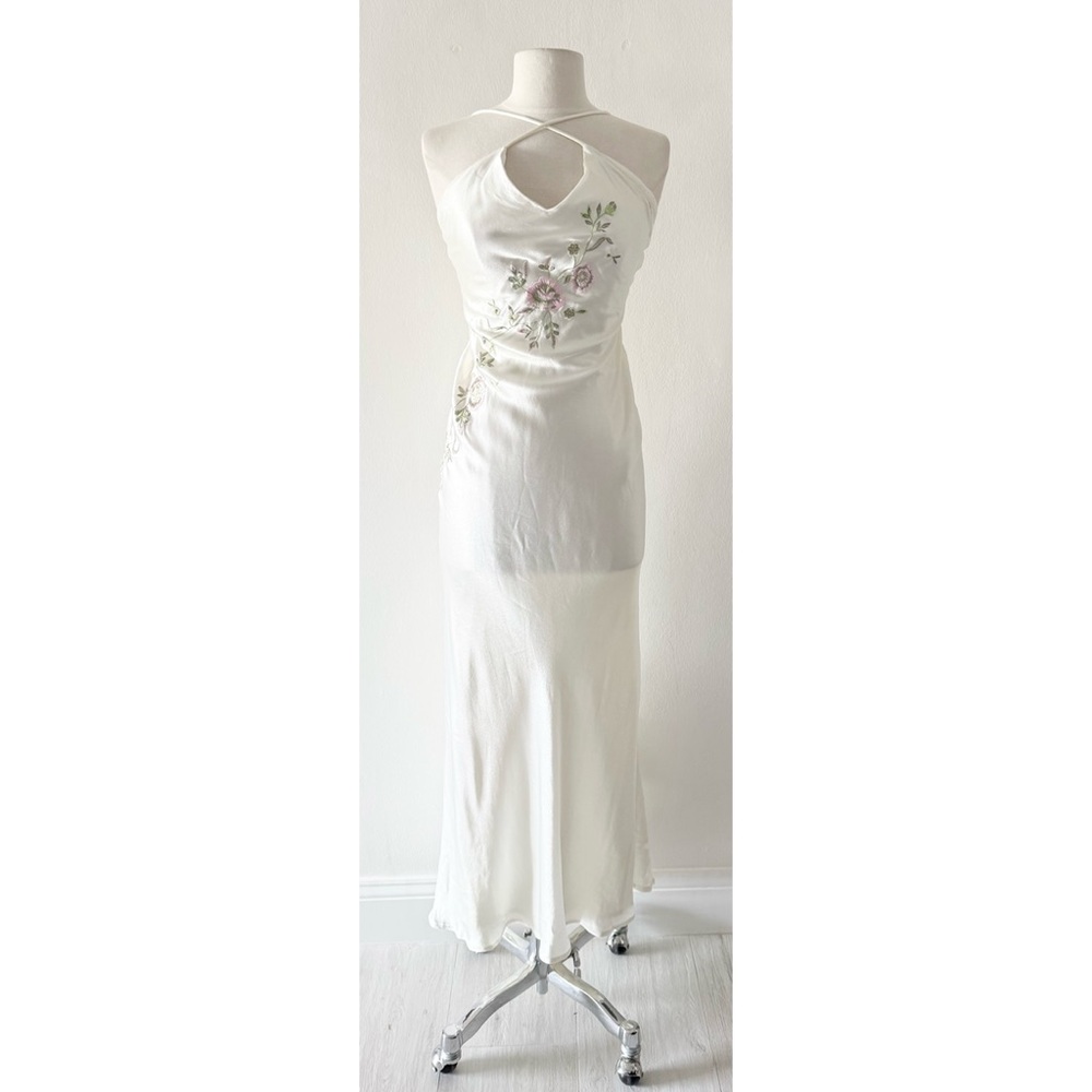 Vintage 90s Dave & Johnny White Satin Floral Embroidered Maxi Dress - Picture 1 of 9